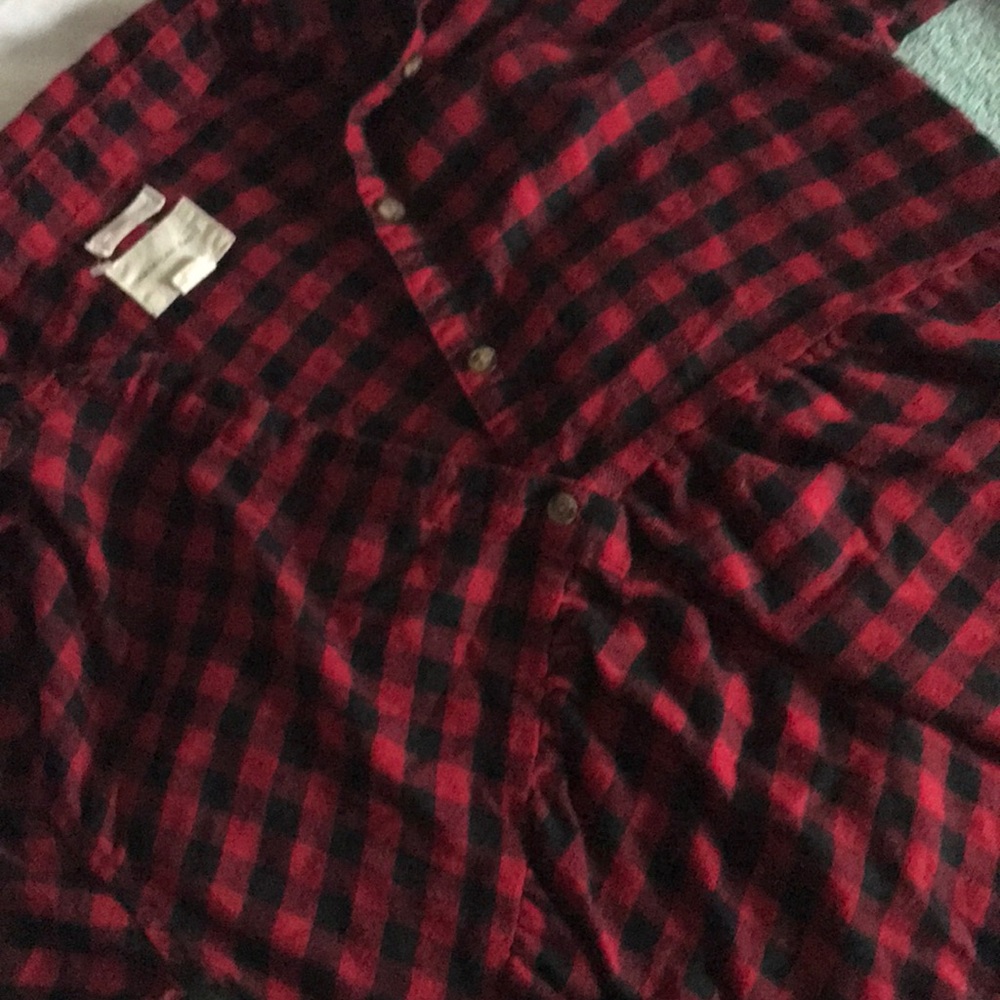AEO plaid button up - Picture 3 of 3